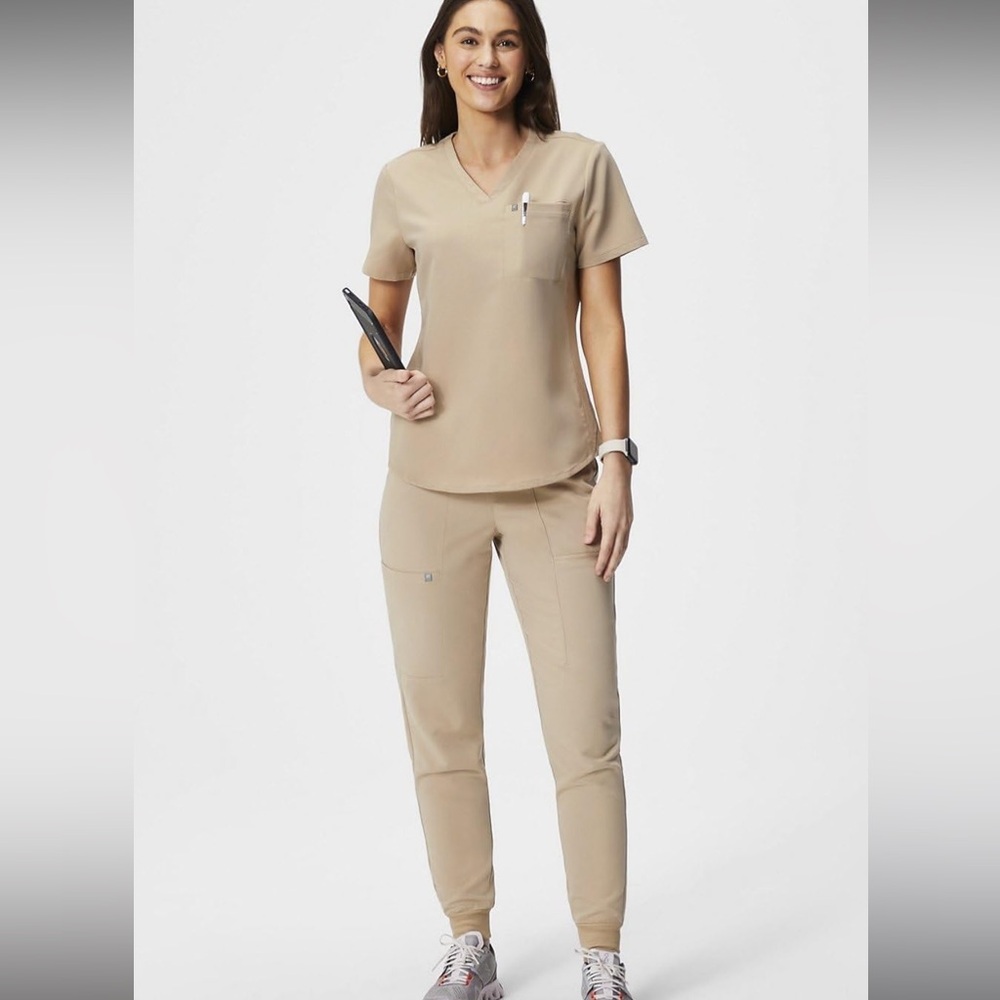 Fabletics Scrubs
